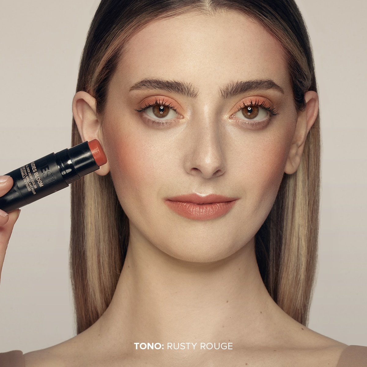 NUDIES BLOOM  (RUBOR, SOMBRA Y LABIAL)